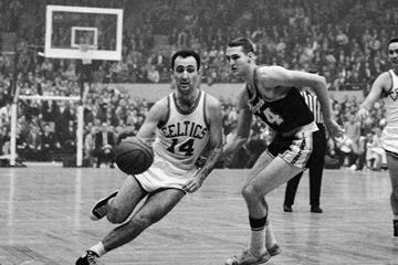 1960年NBA总决赛第七场：比尔·拉塞尔的篮板神话