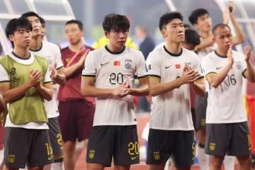 国足第六届连续无缘世界杯！《体坛周报》：总有魔咒怪圈，剧情却大有不同
