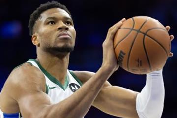 只要我不走，没人敢交易我！现役NBA仅四位球员堪称非卖品