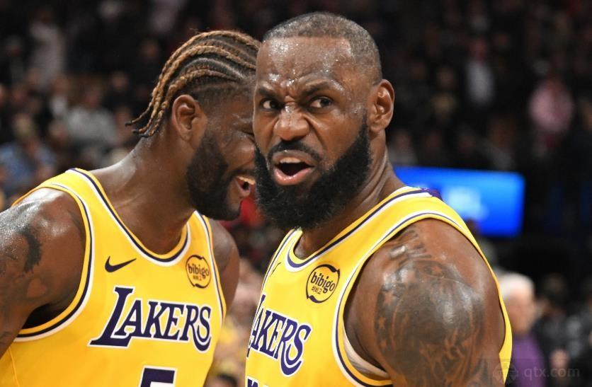 雷迪克表示詹姆斯回归后湖人进攻不清晰