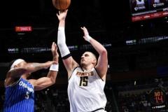 约基奇空砍34分三双，近两场场均45分18.5板13.5助