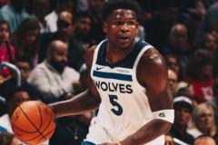 爱德华兹成为NBA历史第3年轻万分先生，追随詹姆斯和杜兰特的步伐