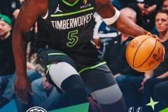 NBA常规赛，森林狼主场104-103险胜马刺，爱德华兹砍下23分，文班表现出色贡献29分7篮板