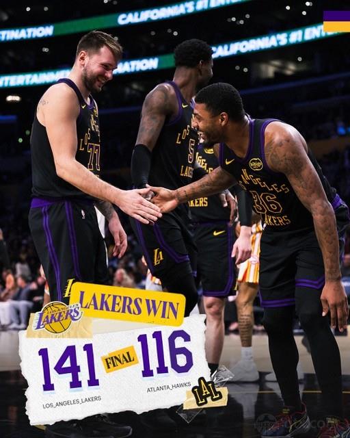 湖人主场141-116大胜老鹰