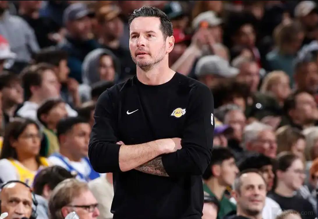 雷迪克谈开拓者首节22罚