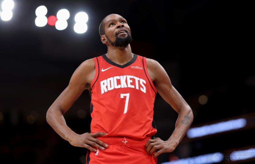 杜兰特总得分差诺维茨基16分