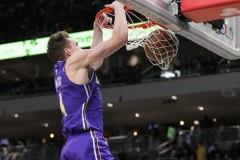 湖人计划用2032年不受保护首轮签换多个首轮签，补强侧翼阵容