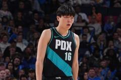 杨瀚森被召回却未上场，上一场G联赛表现不俗砍下22分7板
