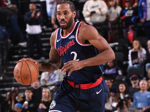 伦纳德表示，意识到自己的出场时间有限，比赛还剩3分钟时，他一直在期待上场的机会