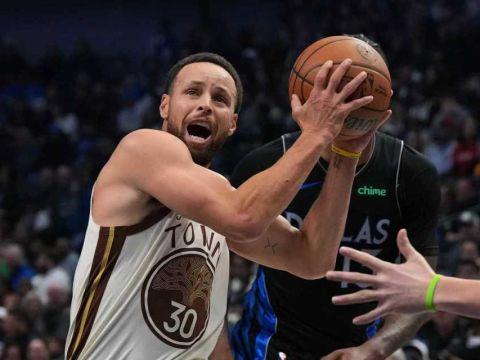 巴特勒报销后勇士两连败，库里38分8记三分难挡末节崩盘，急需交易升级