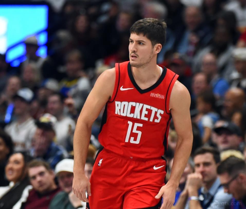 火箭后卫谢泼德替补砍18分