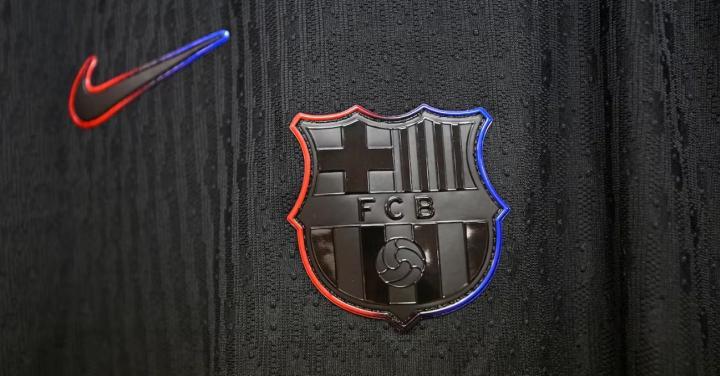 巴萨系俱乐部库存30万件球衣，总耗资400万欧元