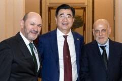 足协主席：中国人对皇马和巴萨充满热爱，参观拉玛西亚