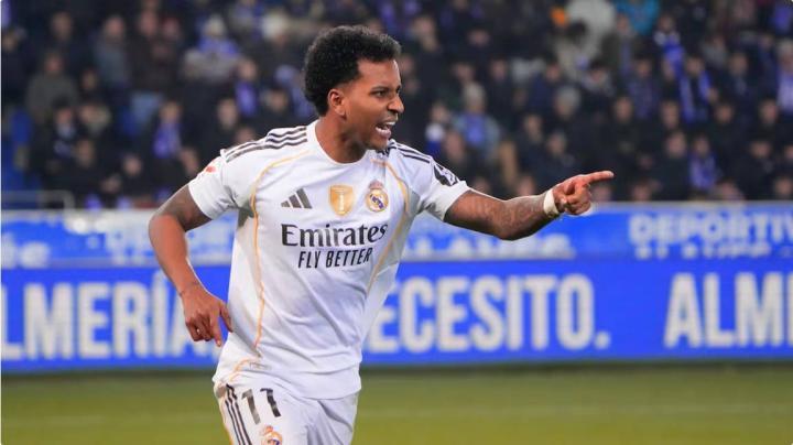 皇马官方消息，罗德里戈右腿腘绳肌肌腱炎，预计缺阵10天