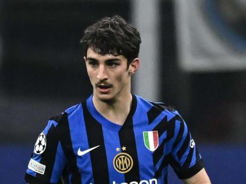 国米小将科奇融入球队的努力，非常荣幸身披国米战袍比赛