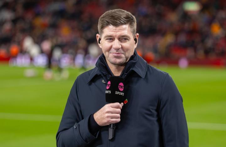 杰拉德评价维尔茨，技术水平堪称世界级，他希望能与其并肩作战