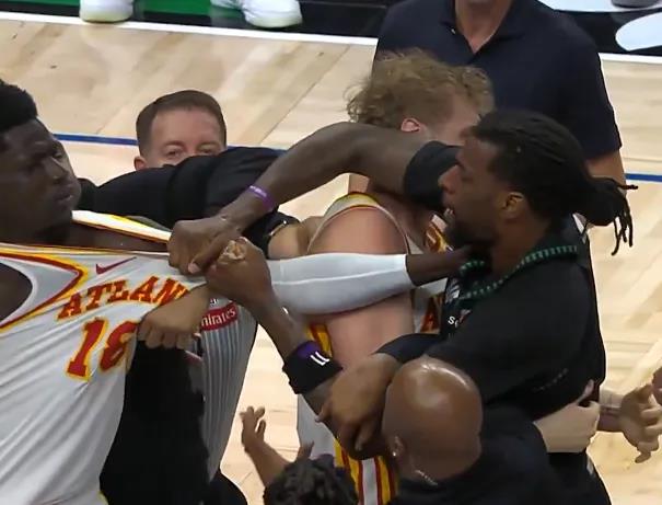 NBA官方处罚，古耶里德因互拽球衣冲突各被罚款35000美元