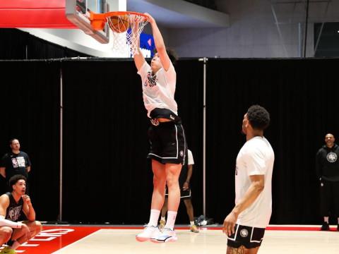 杨瀚森谈全明星新秀挑战赛，觉得挺好玩，遗憾没给尼德豪泽送上空接