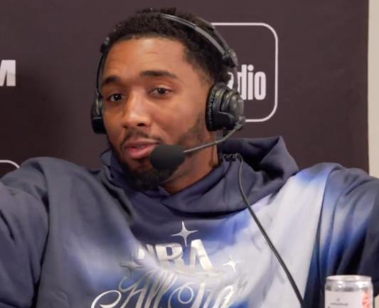 米切尔谈詹姆斯,作为球迷若能与其同队将是特别的体验