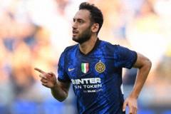 国际米兰计划续约恰尔汗奥卢，蓝黑军团努力留住核心球员