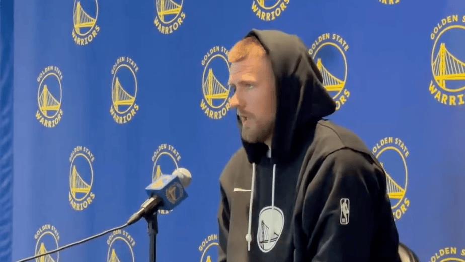 铂金表示喜欢追梦，称他在球队中的重要性显而易见