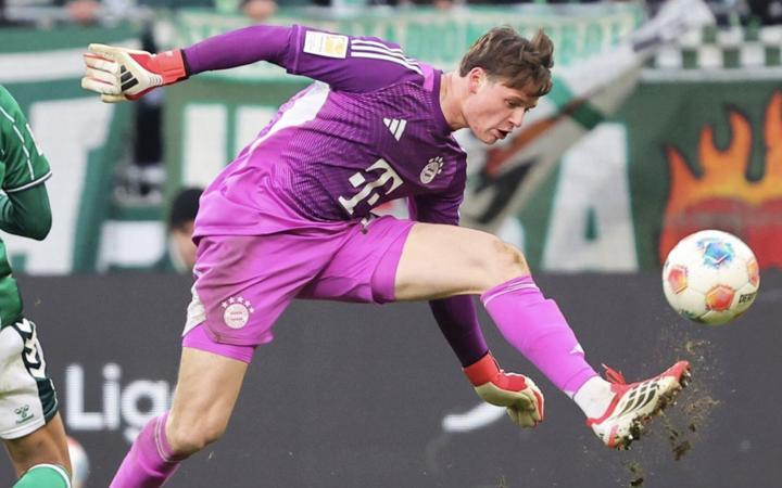 拜仁内部评估乌尔比希具备一门实力，今夏暂无引进新门将计划