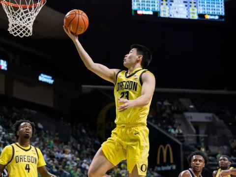 今日NCAA快讯，中国球员林葳替补上场19分钟，贡献13分1篮板1抢断