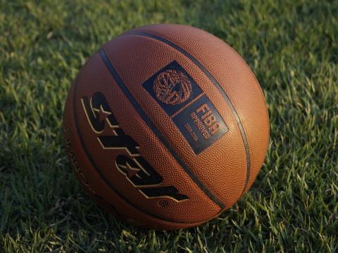 CBA全明星阵容官宣，张镇麟邹阳入选，孙铭徽约克被替换