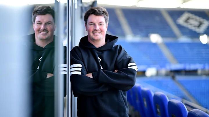 汉堡主帅称小武什留队有望，俱乐部将全力助其成长