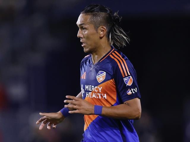 32岁日本前国脚久保裕也宣布退役，曾效力德甲和比甲联赛