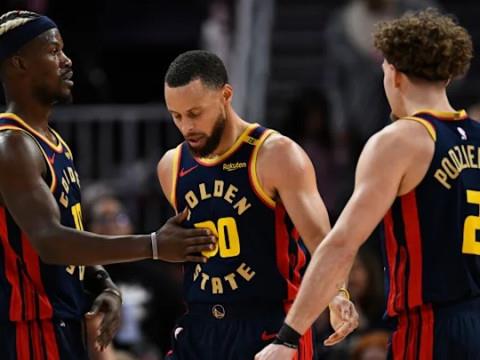 本赛季库里与巴特勒缺阵时，勇士战绩仅5胜12负，胜率29.4%