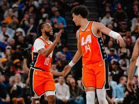 NBA常规赛步行者vs快船伤病名单，3月5日加兰与小卡确认出战