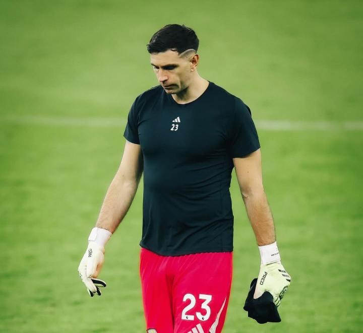 大马丁发图为球队鼓劲，输球不等于失败，放弃才是最大的挫败