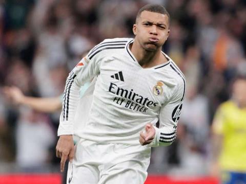 记者爆料，姆巴佩自去年12月以来带伤坚持比赛