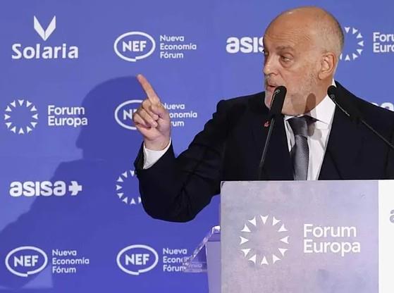 特瓦斯称，国际赛事无72小时间隔规则，球队需灵活运用五换规则