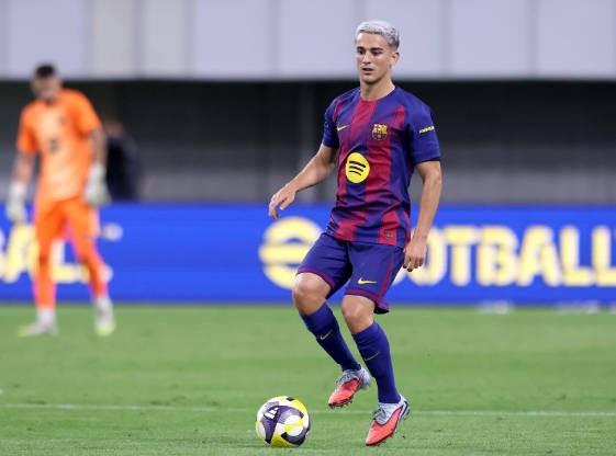 弗里克计划本周为加维安排回归，瞄准24年对塞维复出