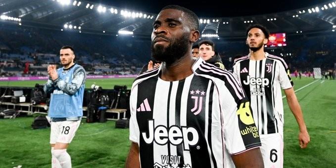 斯基拉曝出,尤文与博加敲定个人条款,计划启动买断条款