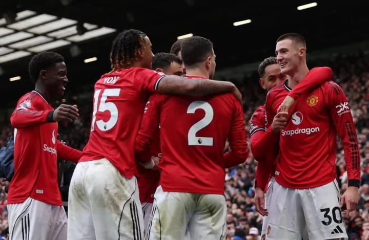 曼联欧冠席位形势愈发明朗，夏窗中场补强刻不容缓