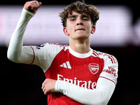 阿森纳16岁小将道曼替补登场破门，荣膺全场最佳球员