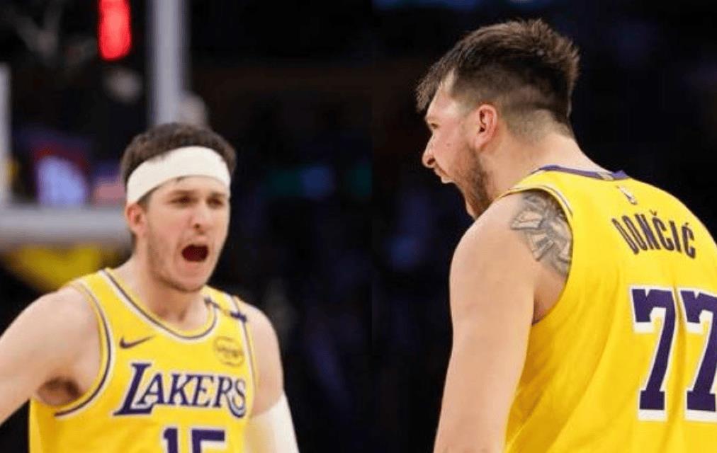 东契奇和里夫斯连续3场同时砍下30 5 5,历史首对队友