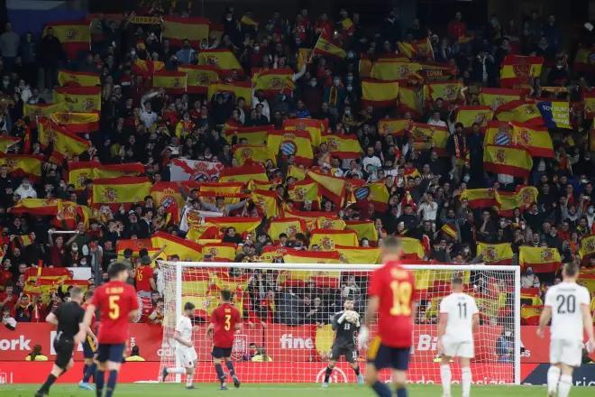 马卡消息，西班牙足协计划在巴塞罗那RCDE球场与埃及队进行比赛