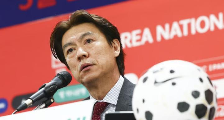 洪明甫谈选将：朴镇燮契合战术体系，洪铉锡堪称全能多面手