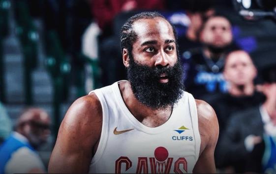 哈登生涯第619次25 5 5，跻身历史第三人