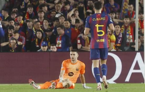 霍安-加西亚小腿疼痛难忍，换下场时向队友透露关键伤情