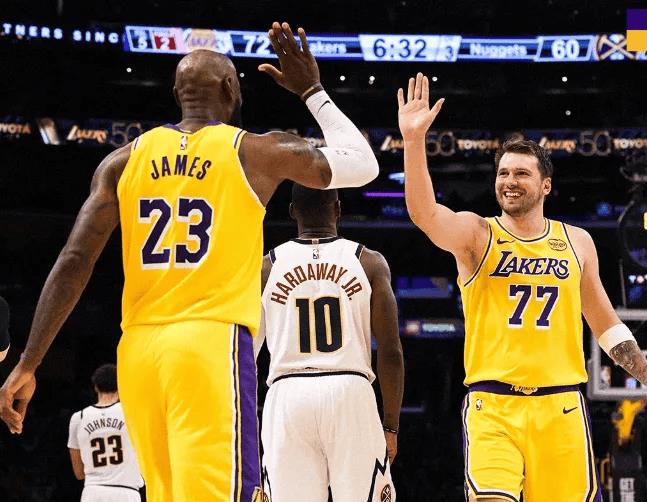 詹姆斯抢断数2400次，距历史第五佩顿仅差45次