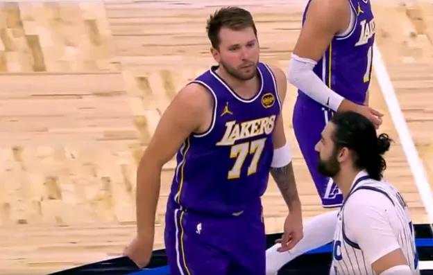 雷迪克表示，比塔泽对东契奇母亲出言不逊，将就技术犯规提出上诉