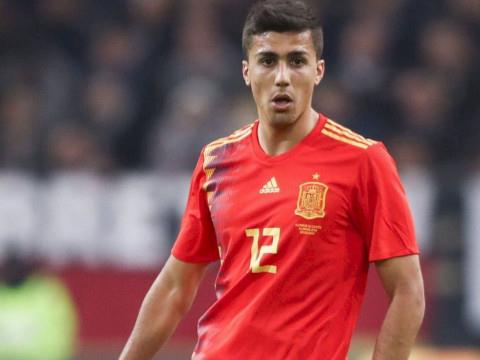 马卡报解析罗德里回归，西班牙队战术与领袖空缺得以填补