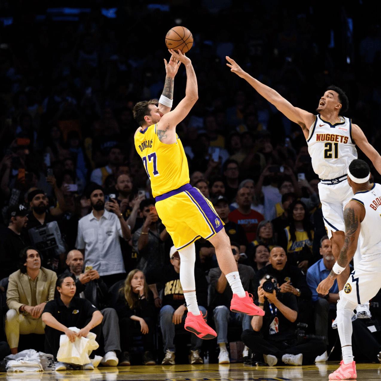 21世纪连续30 得分榜：哈登19年32场居首，东契奇两次11场并列第六