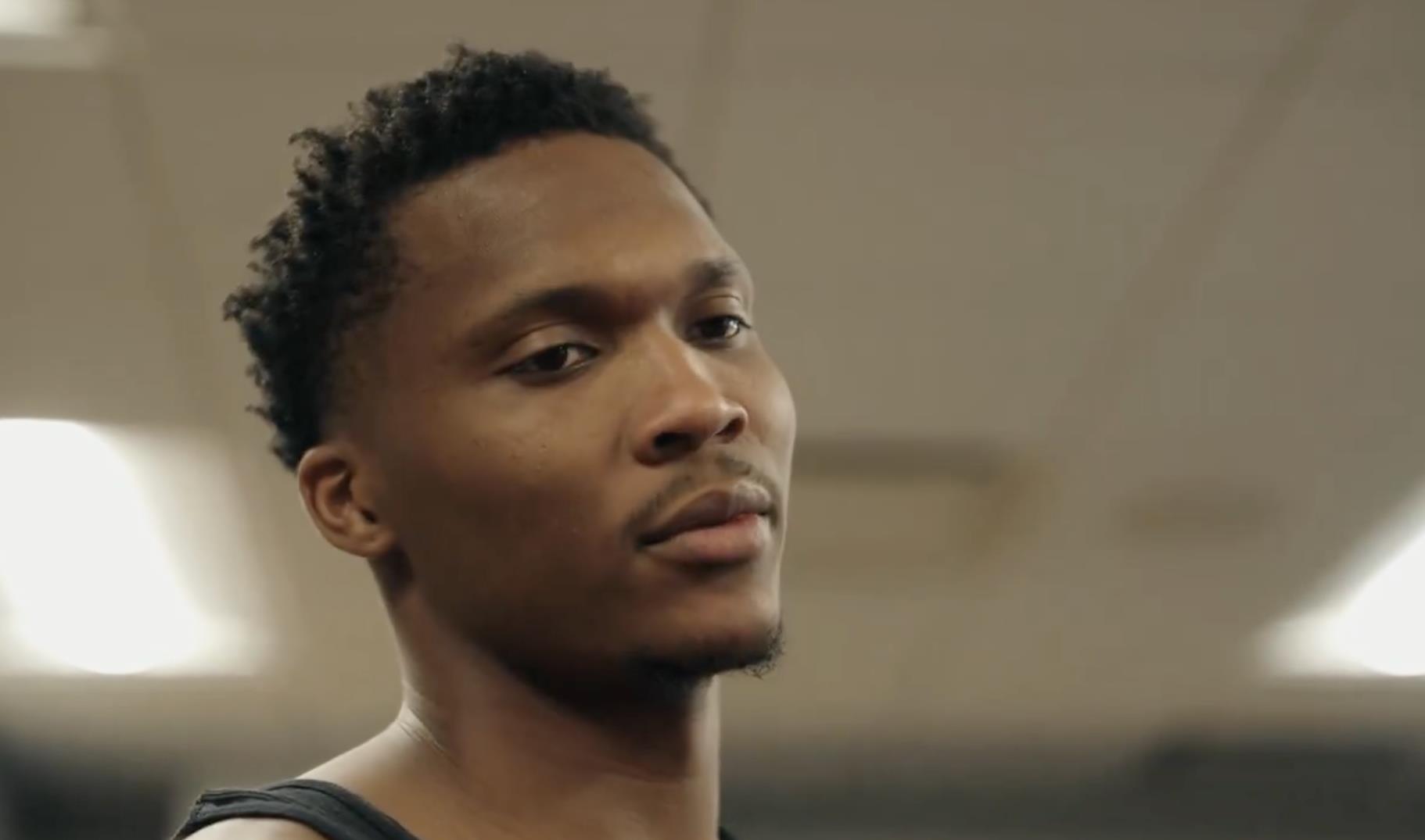 马瑟林谈伦纳德，不说脏话难以描述他的出色，我对他充满崇拜