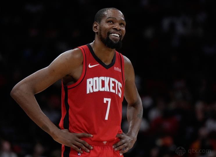 杜兰特总得分稳居前五